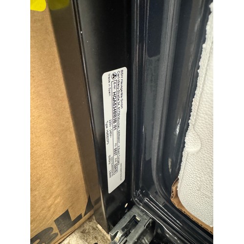 4181 - Bosch Series 4 built-in single oven with Added Steam - black (transit damage glass door) (556-25) *T... 