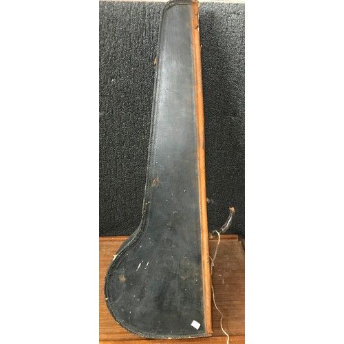 412 - An early 20th Century rosewood and mother of pearl inlaid banjo, with ivory tuning pegs. Non-Transfe... 