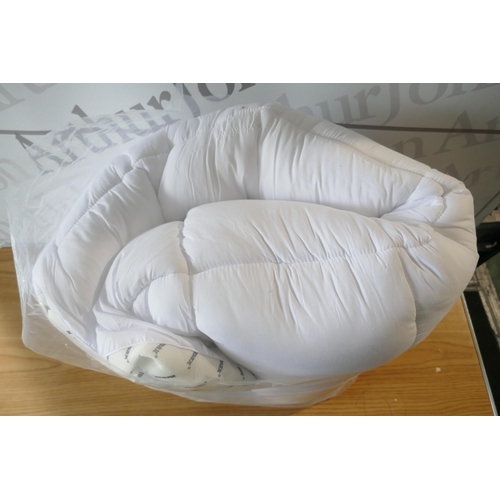 6038 - Silentnight Airmax kingsize mattress topper (371-26) *This lot is subject to VAT