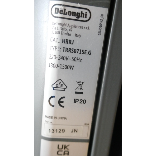 6048 - Delonghi grey oil filled radiator (371-11) *This lot is subject to VAT