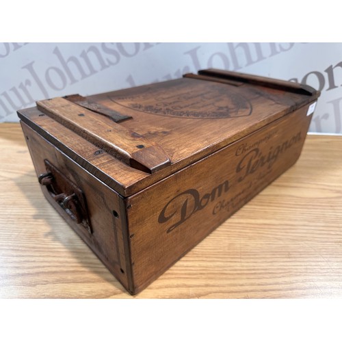 3022 - A Dom Perignon storage trunk