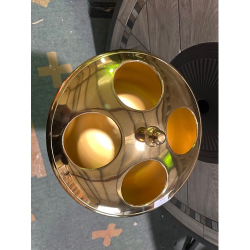 3041 - A gold effect floor standing champagne holder