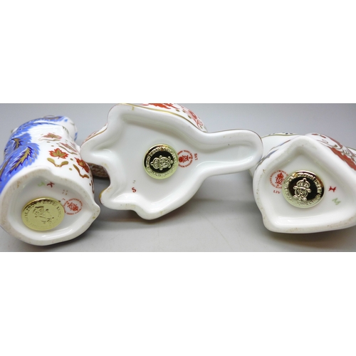 2037 - Three Royal Crown Derby paperweights comprising of chipmunk, beaver and squirrel, all with stoppers