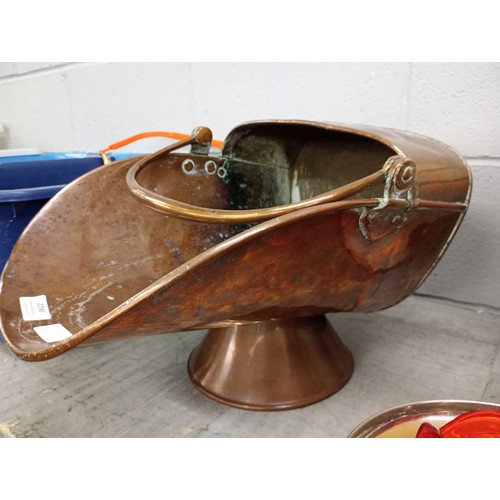 2290 - A large copper coal scuttle and a copper ashtray/dog bowl  *Not available for packing and posting*