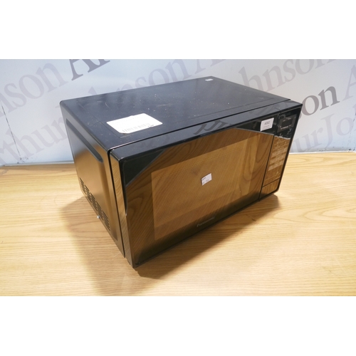 6002 - Panasonic Solo black microwave  (372-526) *This lot is subject to VAT