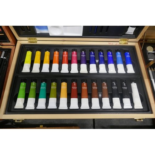 5009 - Five art sets in wooden cases
