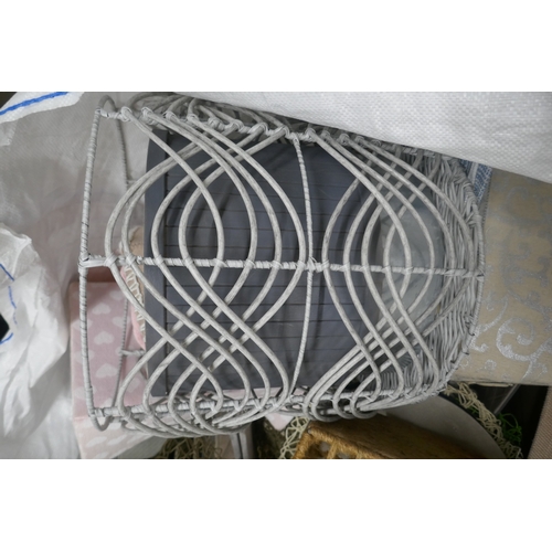 5070 - A large ton bag of assorted laundry bags and baskets
