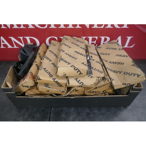 5074 - A box of halfords commercial vehicle roof bar pipe clamps, non rail roof bar foot packs etc