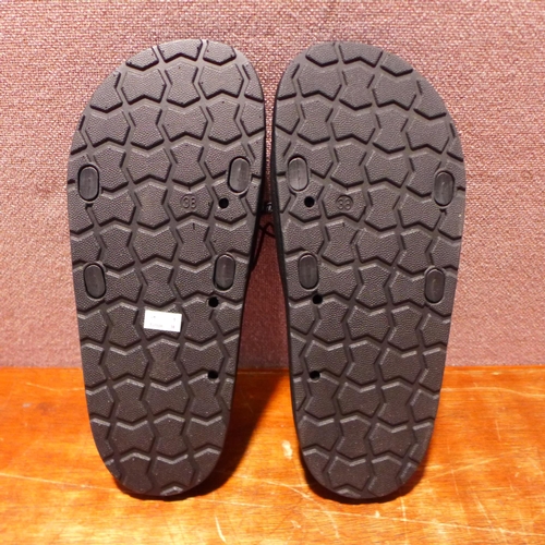 6272 - Four pairs of Heritage 63 Pajar womens sandals, UK sizes 5 and 6 (372-26) *This lot is subject to VA... 