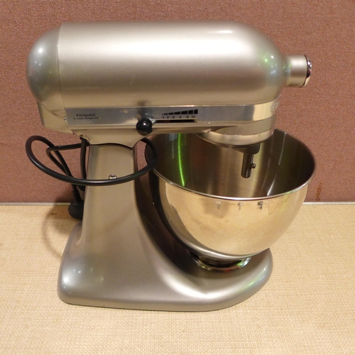 6277 - KitchenAid mixer (372-573) *This lot is subject to VAT