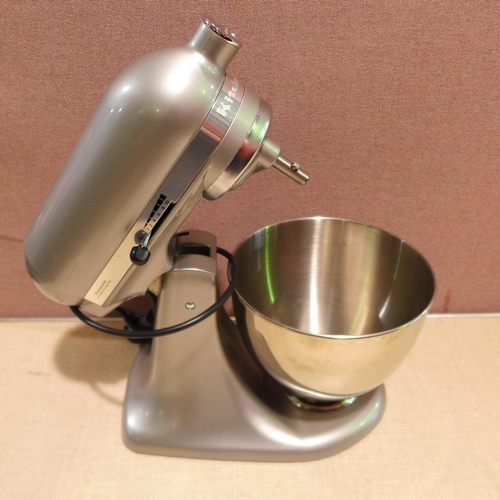6277 - KitchenAid mixer (372-573) *This lot is subject to VAT
