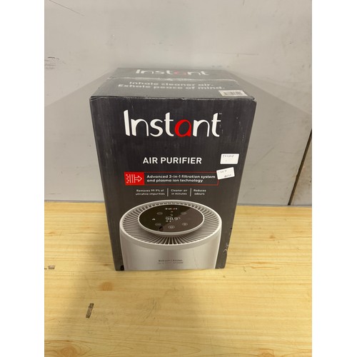 An Instant air purifier with 3 in 1 filtration system - sealed