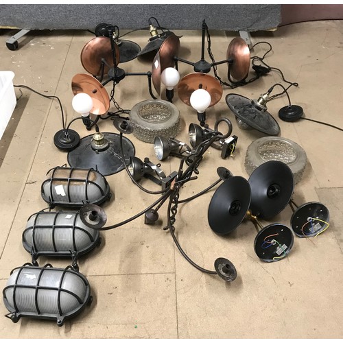 267 - Assorted industrial style light fittings