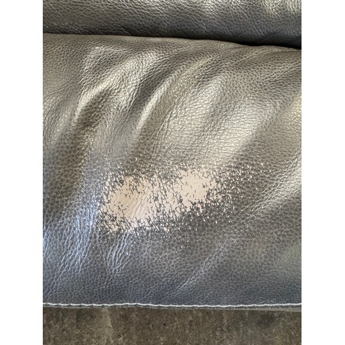 3135 - A Kuka Maxwell grey 3 seater sofa with power headrests (marked/damaged), original RRP £1333.33 + VAT... 