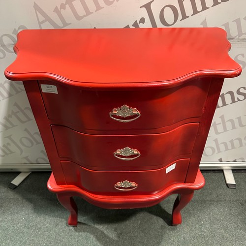 3164 - A French style three drawer lamp table