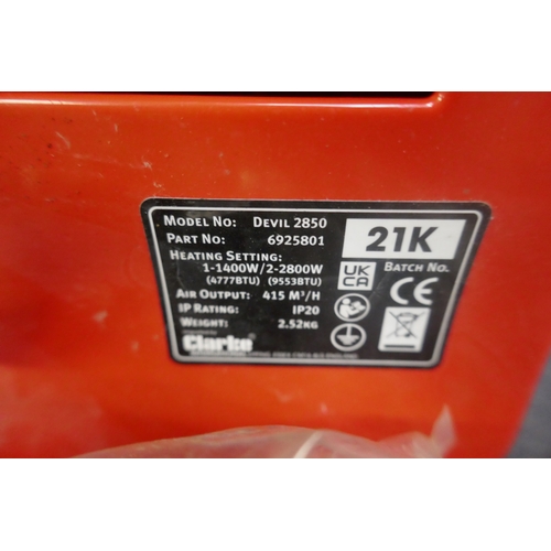 5047 - Two Clarke Devil 2850 fan heaters *This lot is SOLD AS SCRAP ** This lot is subject to VAT