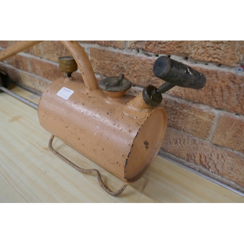 5066A - A Sheen X-300 flame gun