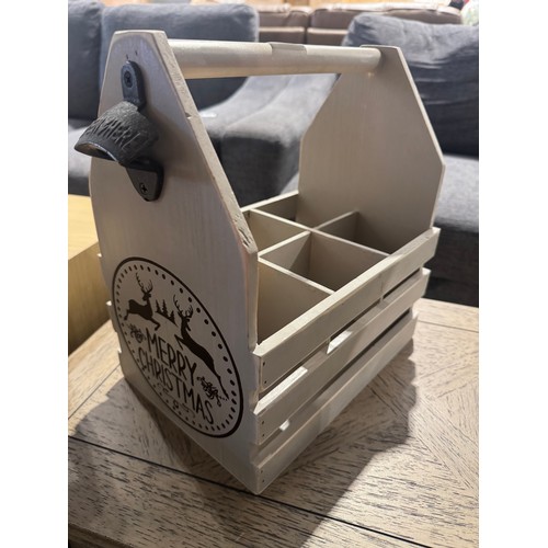 3130 - A light grey painted ‘Merry Christmas’ bottle holder