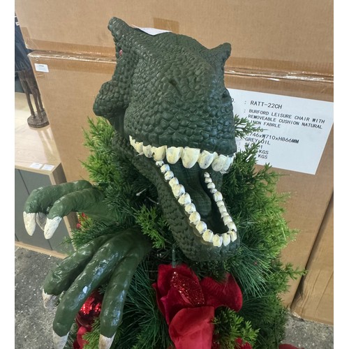 3139 - A roaring illuminated Tree-Rex