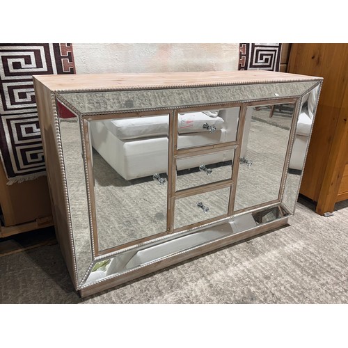 3227 - An Italian style pearl mirrored sideboard