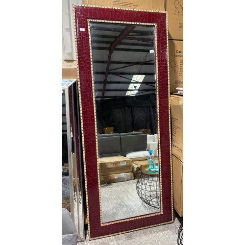 3245 - A red leather large mirror