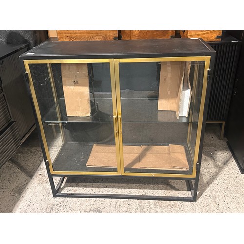 Lot 3106      