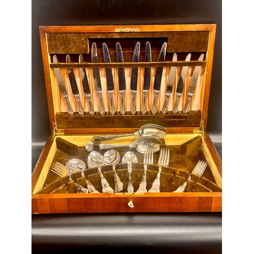 2249 - A six setting Sheffield Cutlery canteen of cutlery in case, incomplete