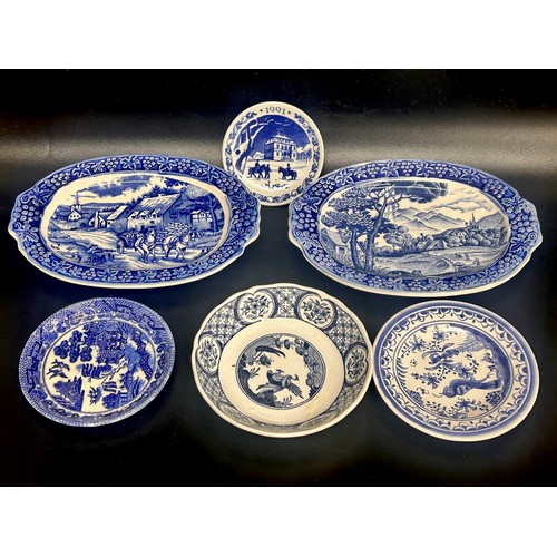 2263 - Collection of blue and white mixed china to include ginger jar, Wood & Sons 'Yuan' jug, Old Chelsea ... 