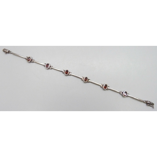 Lot 7117      