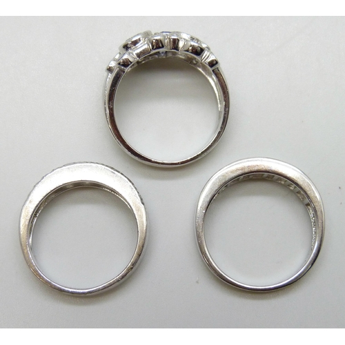 7130 - Three silver rings, 16g total