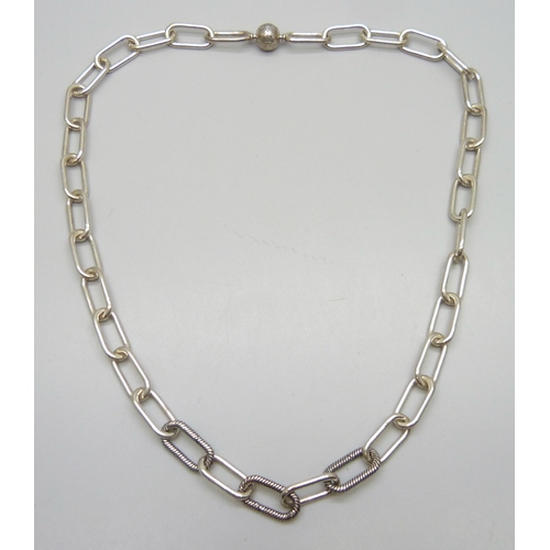 7150 - A silver Pandora necklace, 34g, 44cm