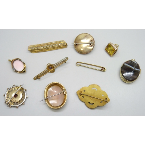 7157 - A collection of Victorian and later jewellery