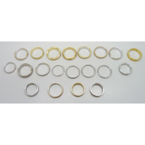 7167 - A collection of modern band rings