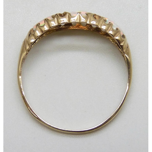 7175 - A 9ct gold, opal and sapphire ring, 1.3g, R