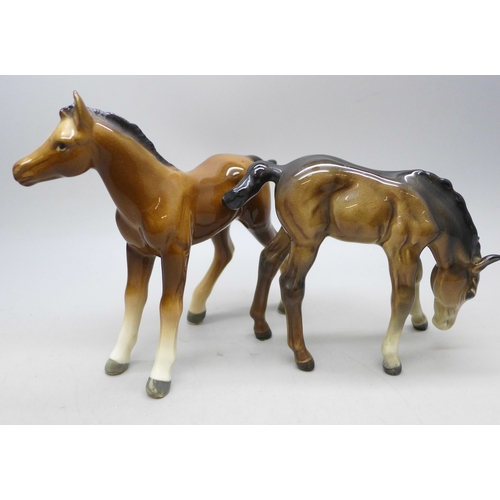 2124 - Two Beswick pottery foals