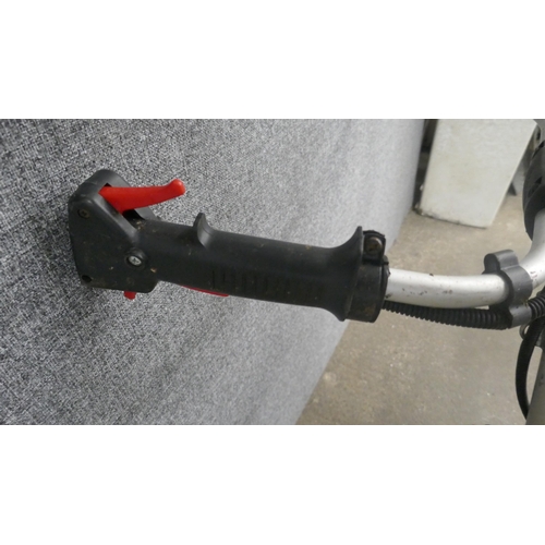 5072 - A Spear & Jackson petrol driven strimmer