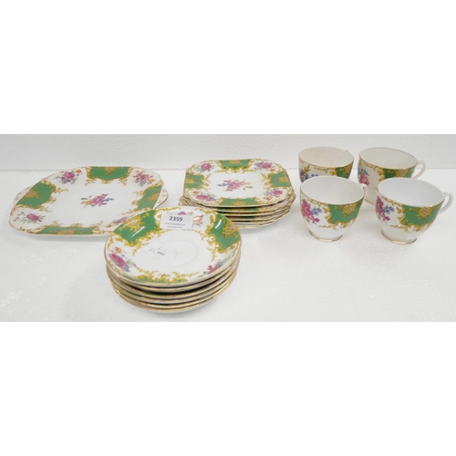2359 - A Ye Olde English Windsor pattern tea set comprising four cups, six saucers, six side plates and a c... 