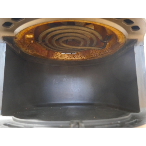 6021 - A Gourmia air fryer, (372-282) *This lot is subject to VAT