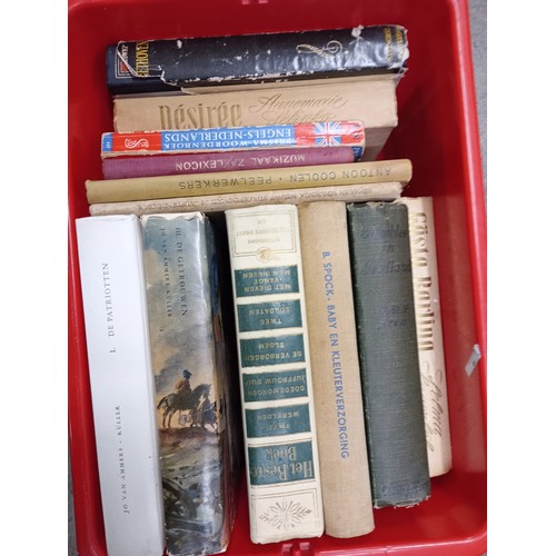 2337 - A large collection of Dutch books to include, Rambles in Holland, De Citadel, De Sans-Culotten, Gost... 