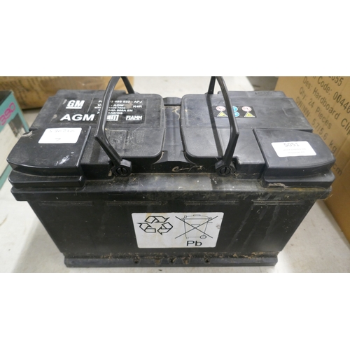 5051 - A GM 12v 80Ah battery