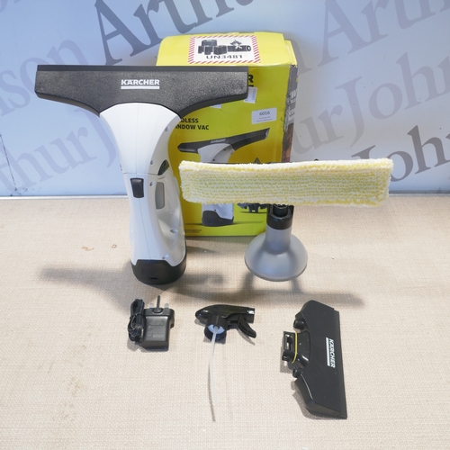 6016 - Two cordless window vacs KArcher and Beldray *This lot is subject to VAT