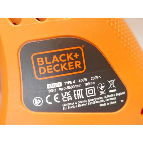 6068 - A Black & Decker 400w Scorpion saw *This lot is subject to VAT