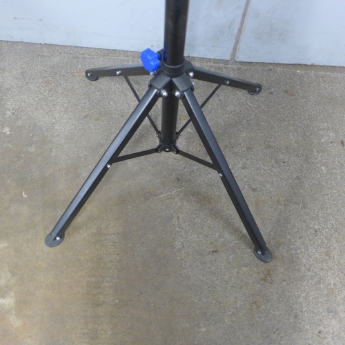5231A - A height adjustable bike workshop stand  *Authority recovered