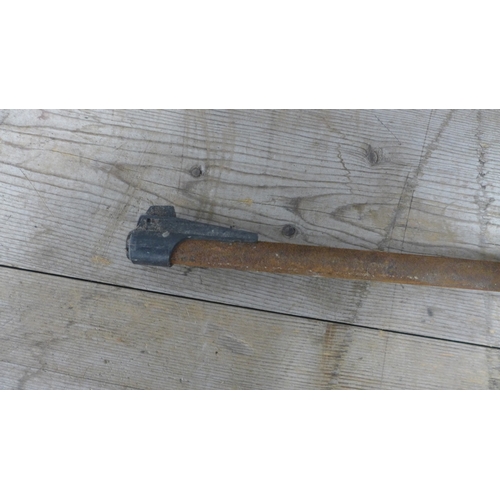 5281 - A Crossman airguns vintage air rifle with scope