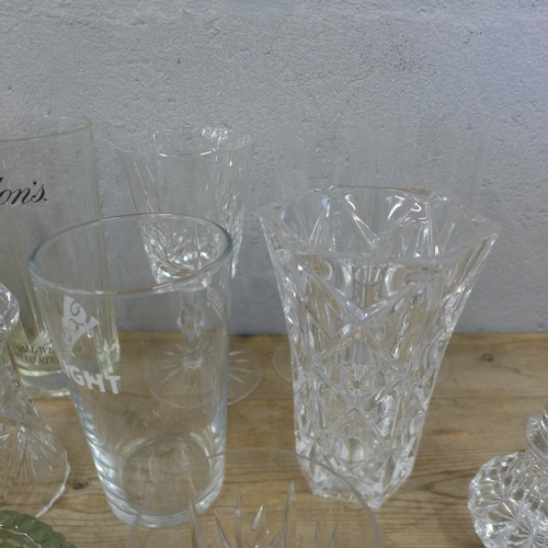 5172 - A quantity of assorted glassware