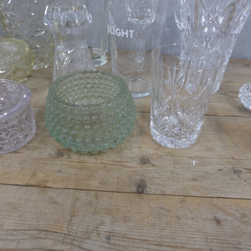 5172 - A quantity of assorted glassware