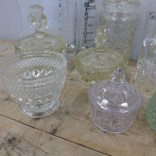 5172 - A quantity of assorted glassware