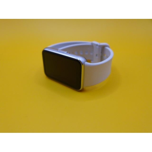 6218 - A Samsung Galaxy Fit3 smart watch *This lot is subject to VAT