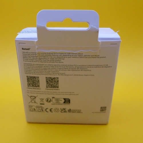 6218 - A Samsung Galaxy Fit3 smart watch *This lot is subject to VAT