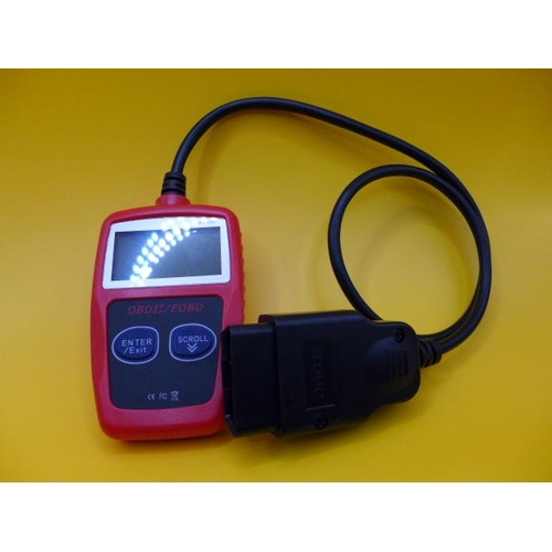 6232 - A Can OBD2 code reader *This lot is subject to VAT